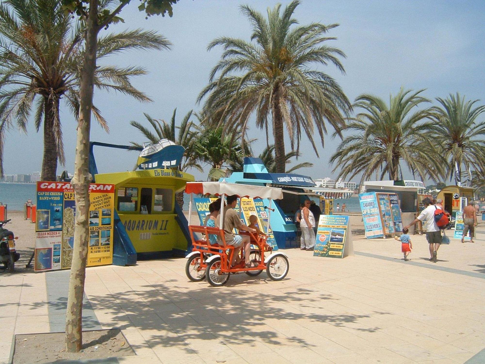 Canyelles Platja Roses Exterior photo